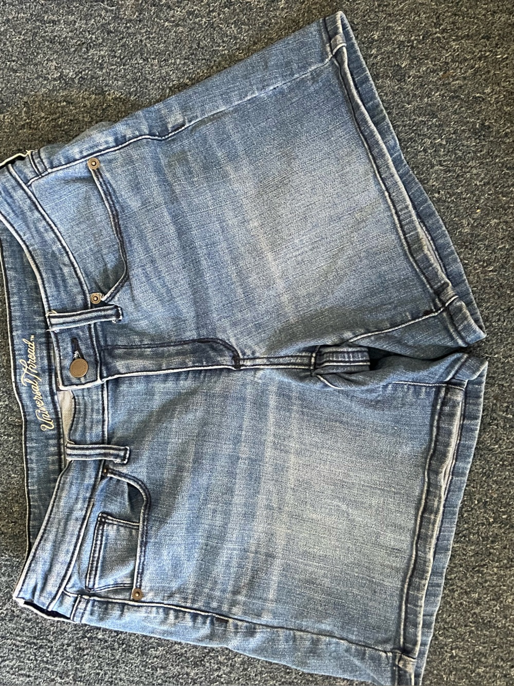 Universal Thread Light Wash Denim Shorts in Blue